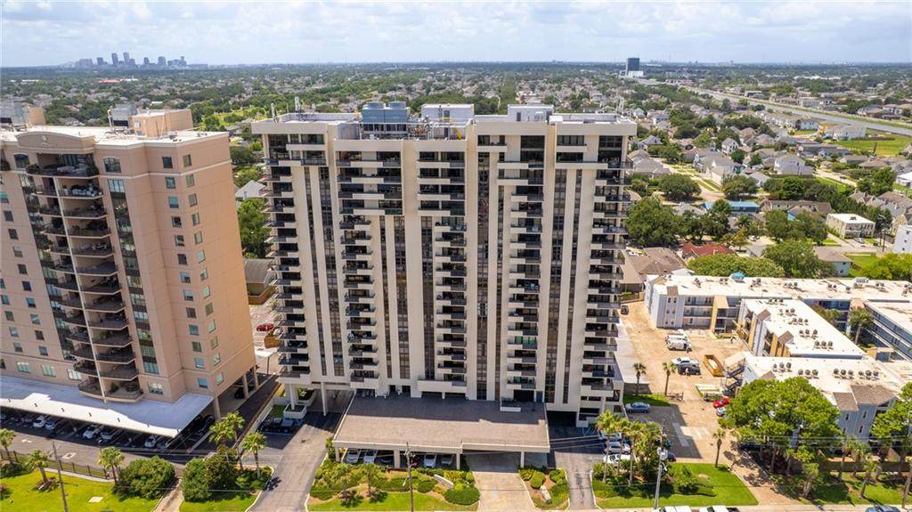 300 Lake Marina Avenue - Photo 1