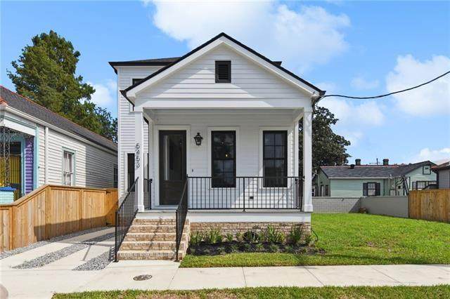 5453 Chartres Street - Photo 1