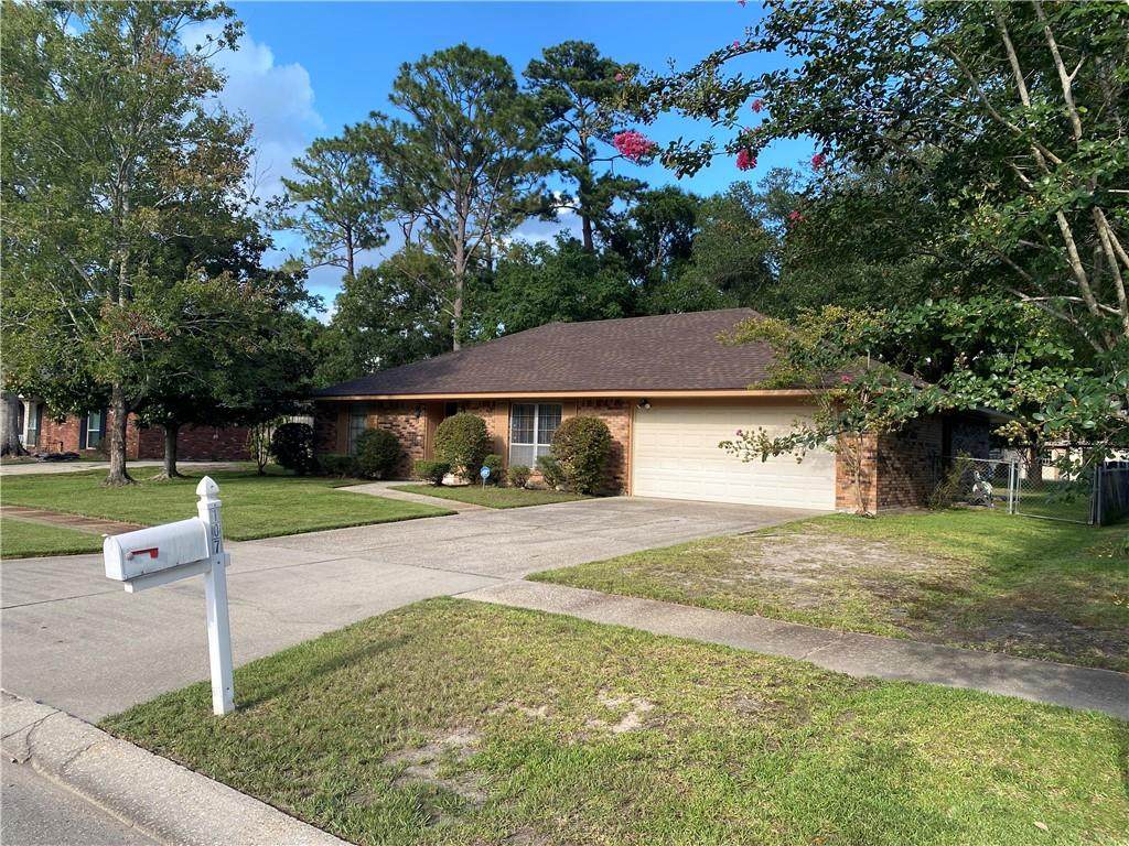 107 Kingston Drive - Photo 1