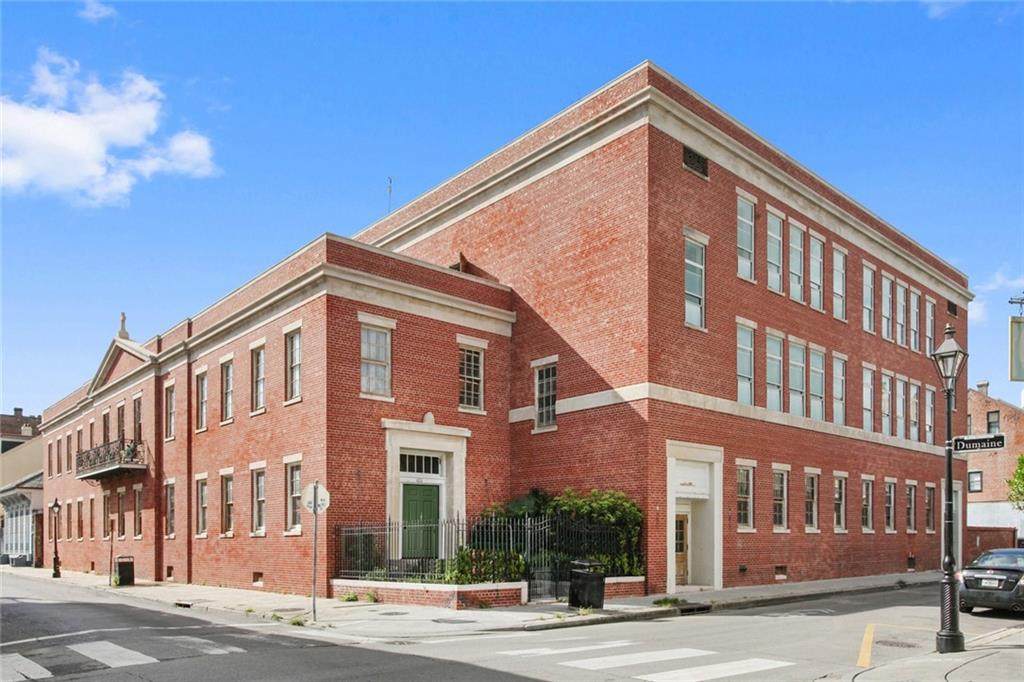 820 Dauphine Street - Photo 1