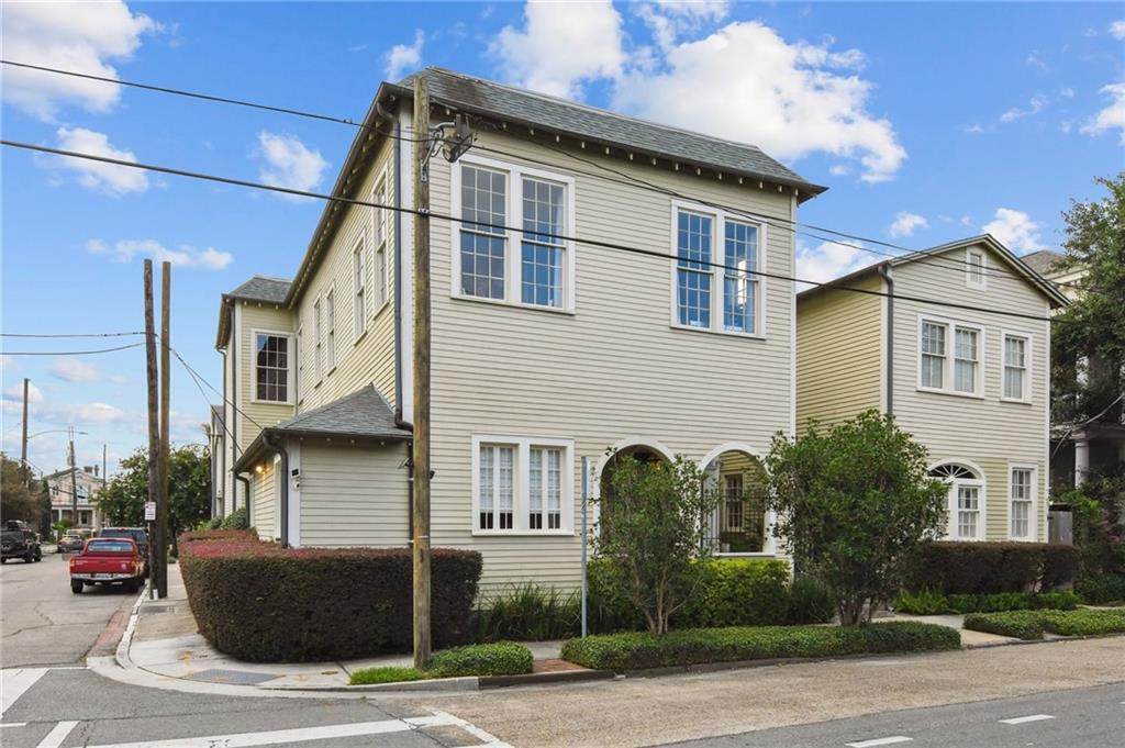 1002 Jackson Avenue - Photo 1