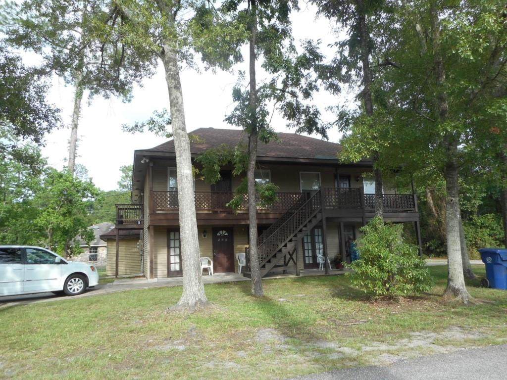 984 Walnut Street - Photo 1