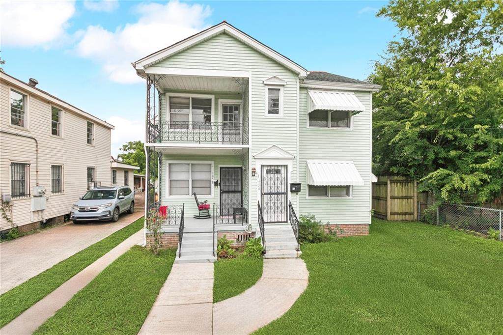 1656 Lafreniere Street - Photo 1