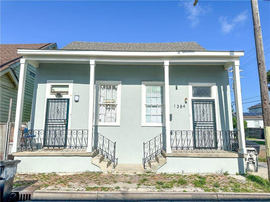 1384 Saint Anthony Street - Photo 1