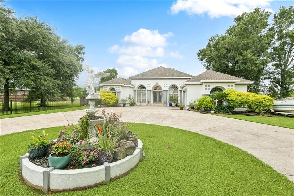 https://bt-photos.global.ssl.fastly.net/neworleans/orig_boomver_1_2513026-2.jpg
