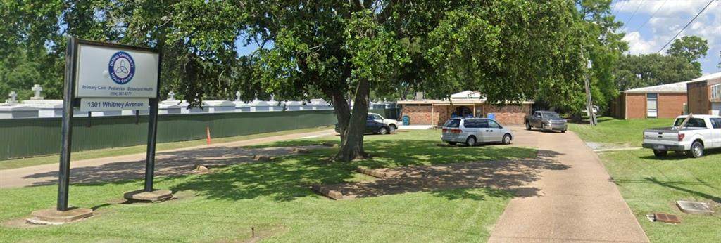 1301 Whitney Avenue - Photo 1