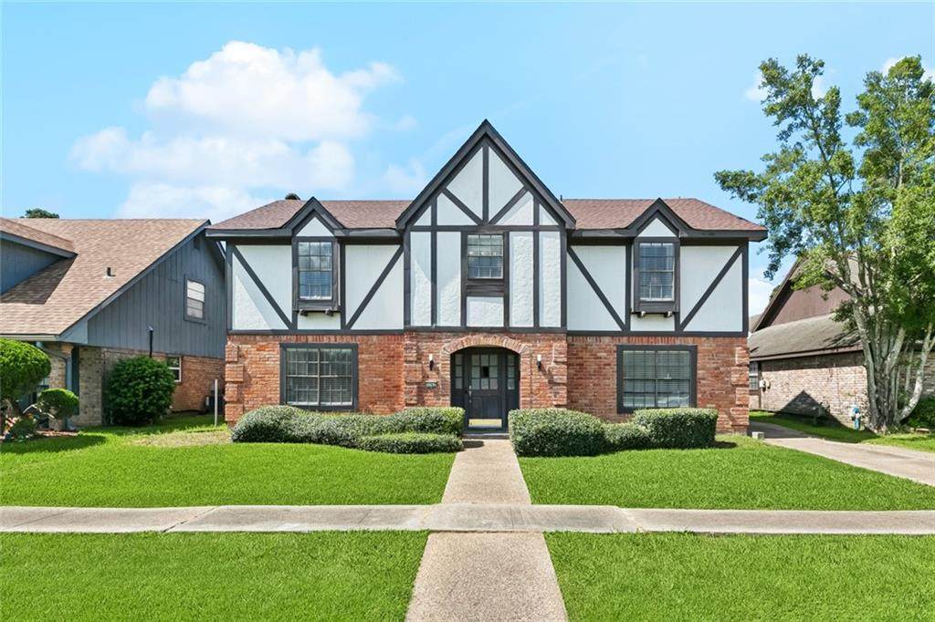 3762 Red Cypress Drive - Photo 1