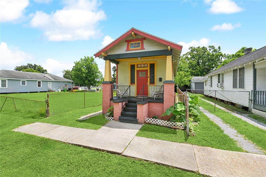 1112 Casa Calvo Street - Photo 1