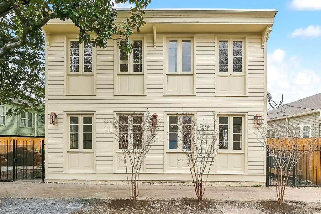 914 Dante Street - Photo 1