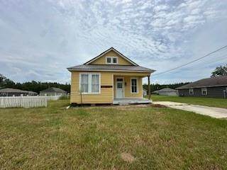 42284 Warren Drive - Photo 1