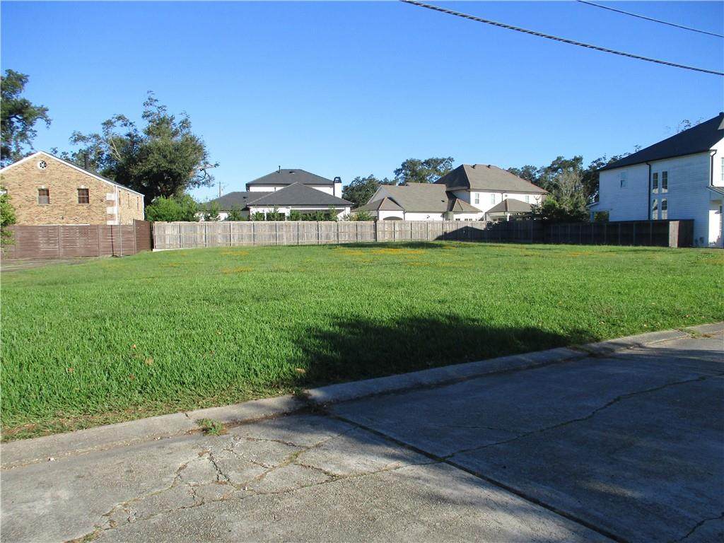 108 Rex Drive - Photo 1