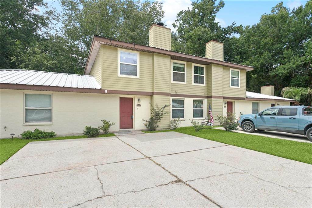 704 Colbert Street - Photo 1