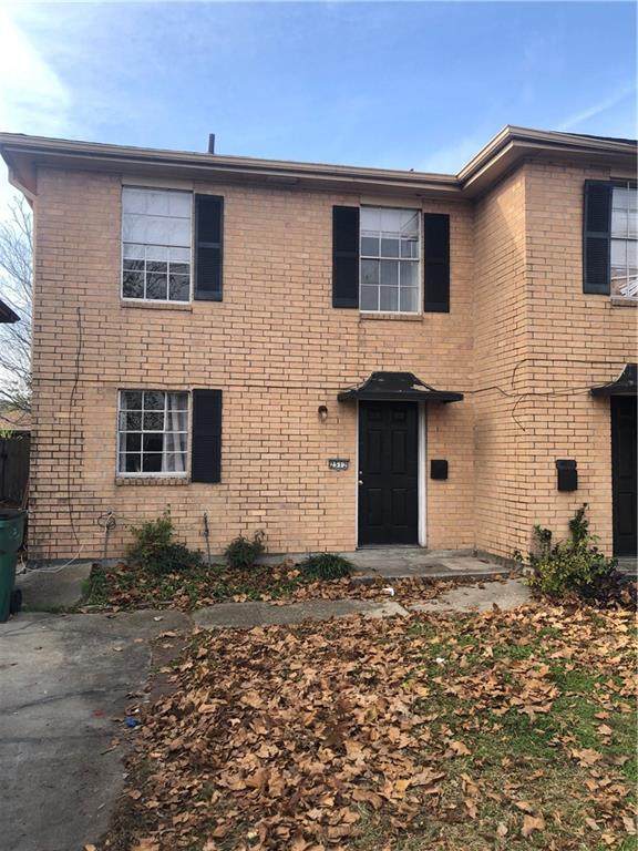 2512 Caswell Lane - Photo 1