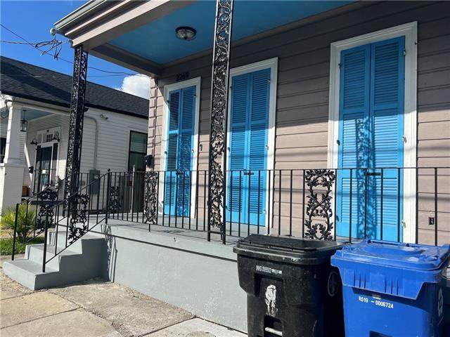 2269 Derbigny Street - Photo 1
