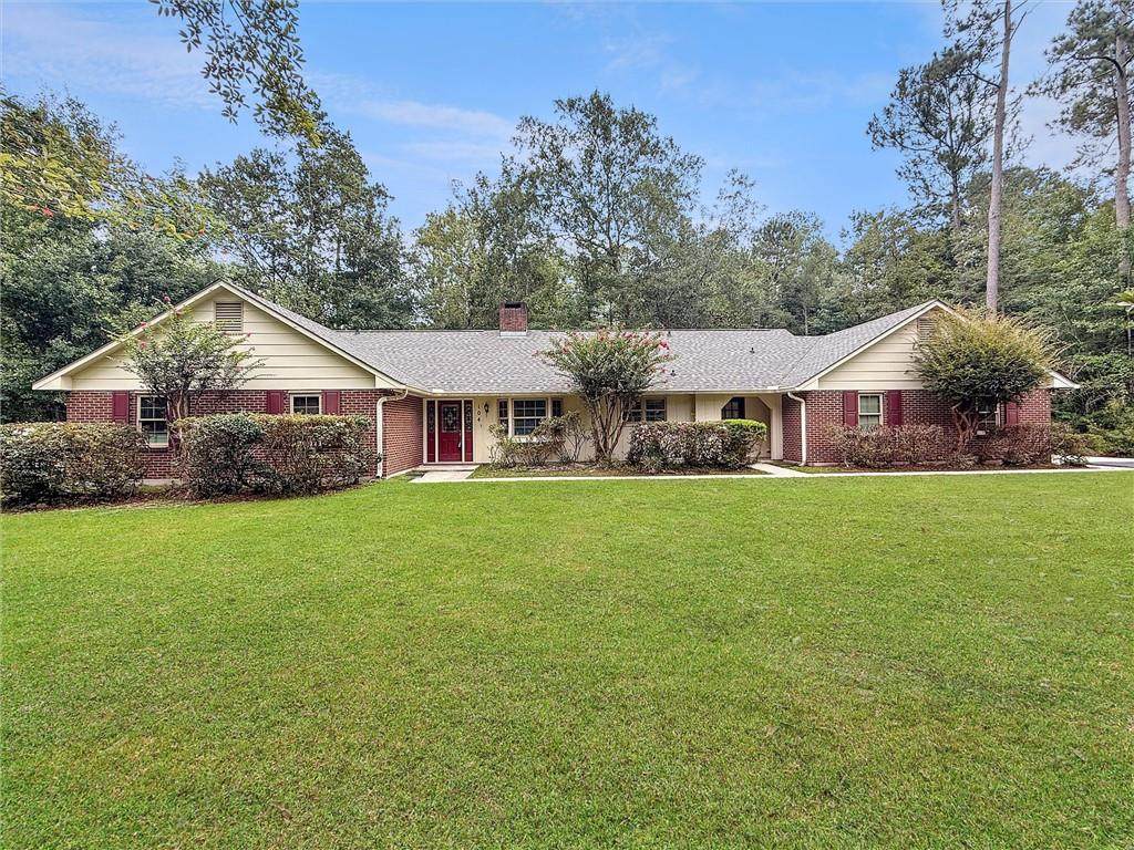 104 Fischer Drive - Photo 1
