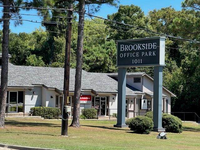 1011 Causeway Boulevard - Photo 1