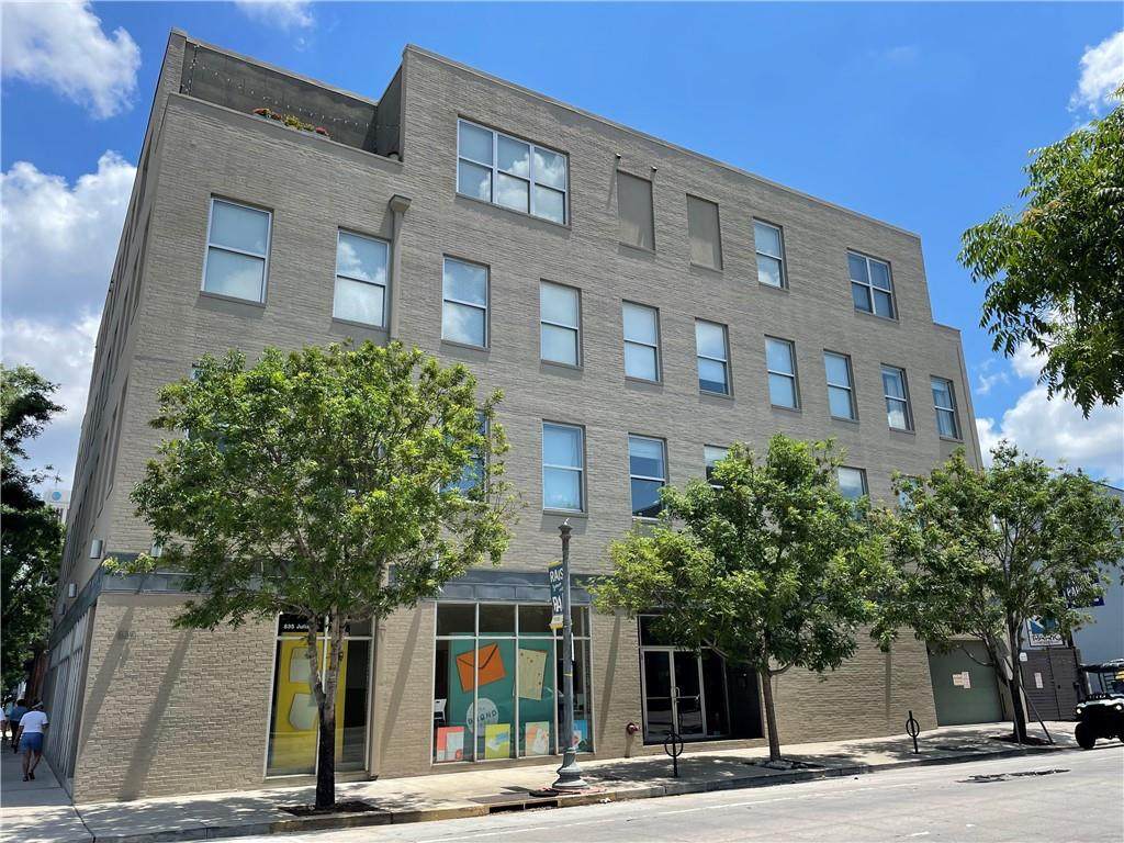 835 Julia Street - Photo 1