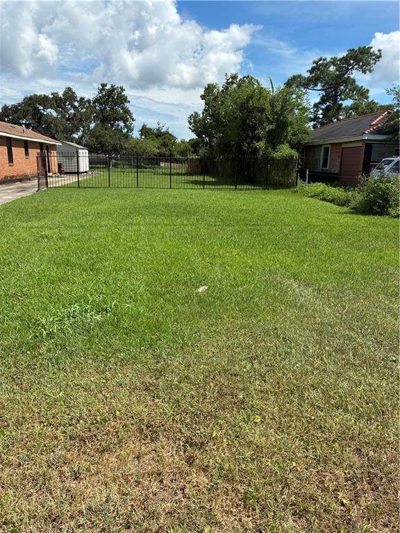 10922 Curran Street - Photo 1