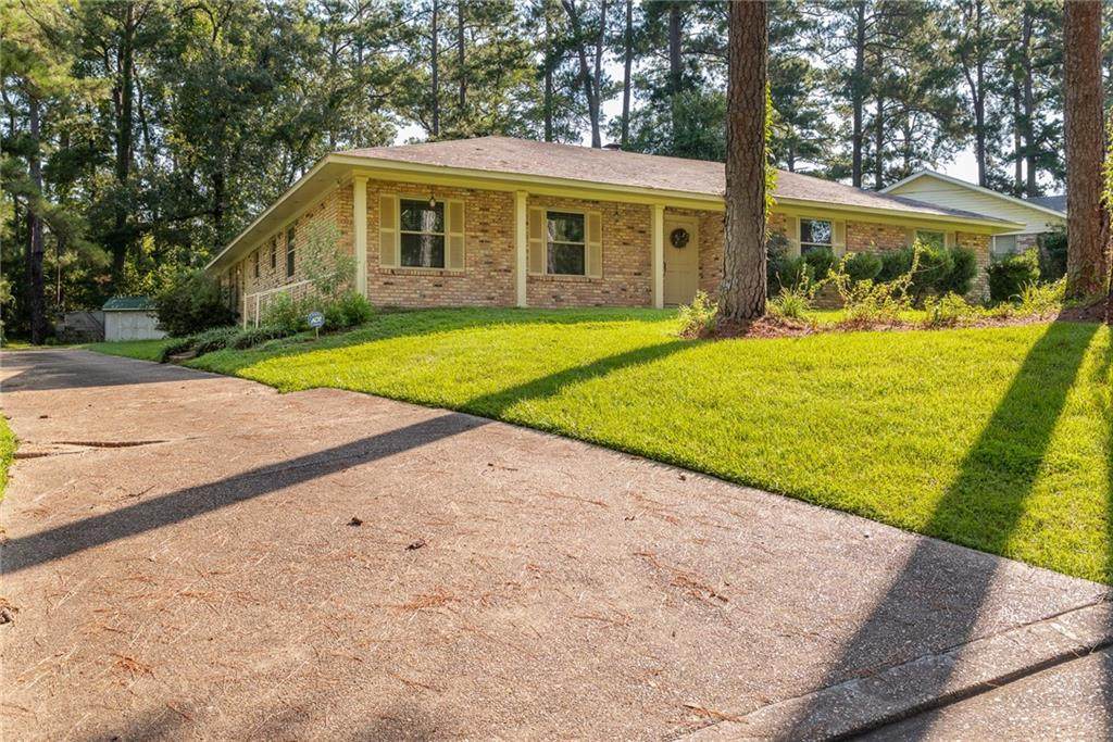 516 Hiawatha Trail Drive - Photo 1