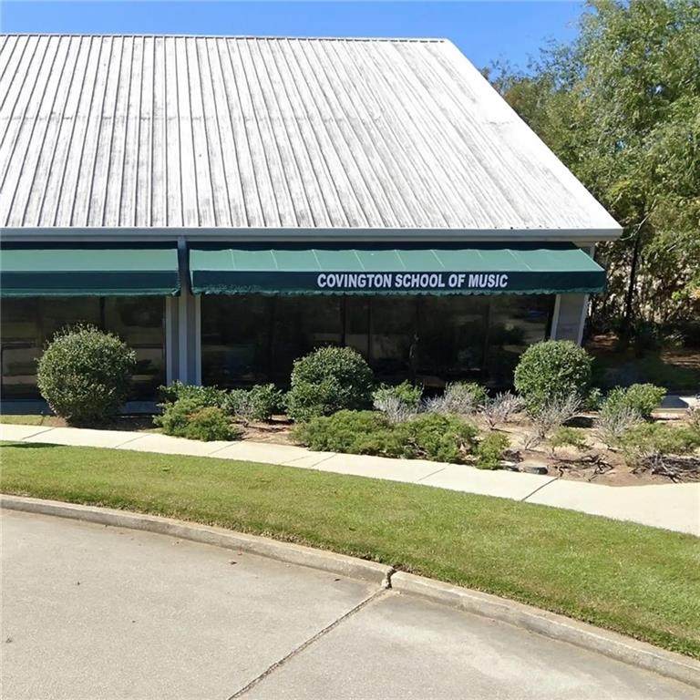 1111 Village Walk - Photo 1