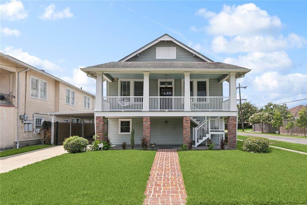 4236 Walmsley Avenue - Photo 1