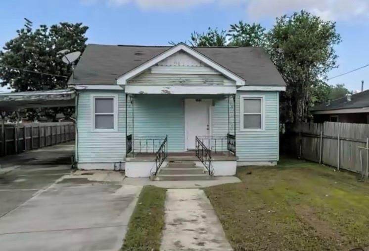 4541 Ligustrum Street - Photo 1