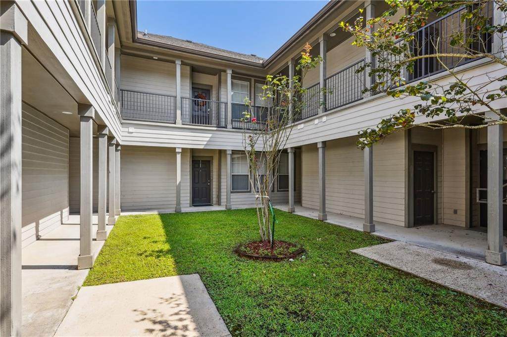 350 Emerald Forest Boulevard - Photo 1