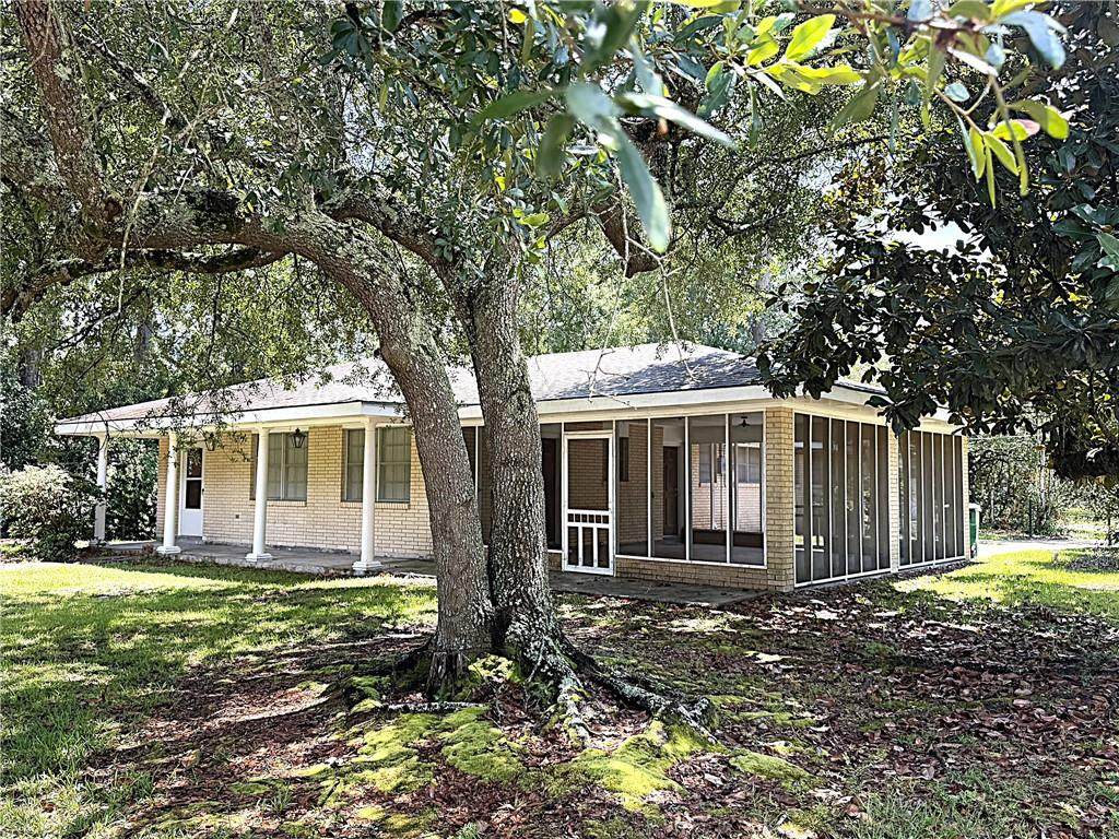 1231 Saint Scholastica Street - Photo 1