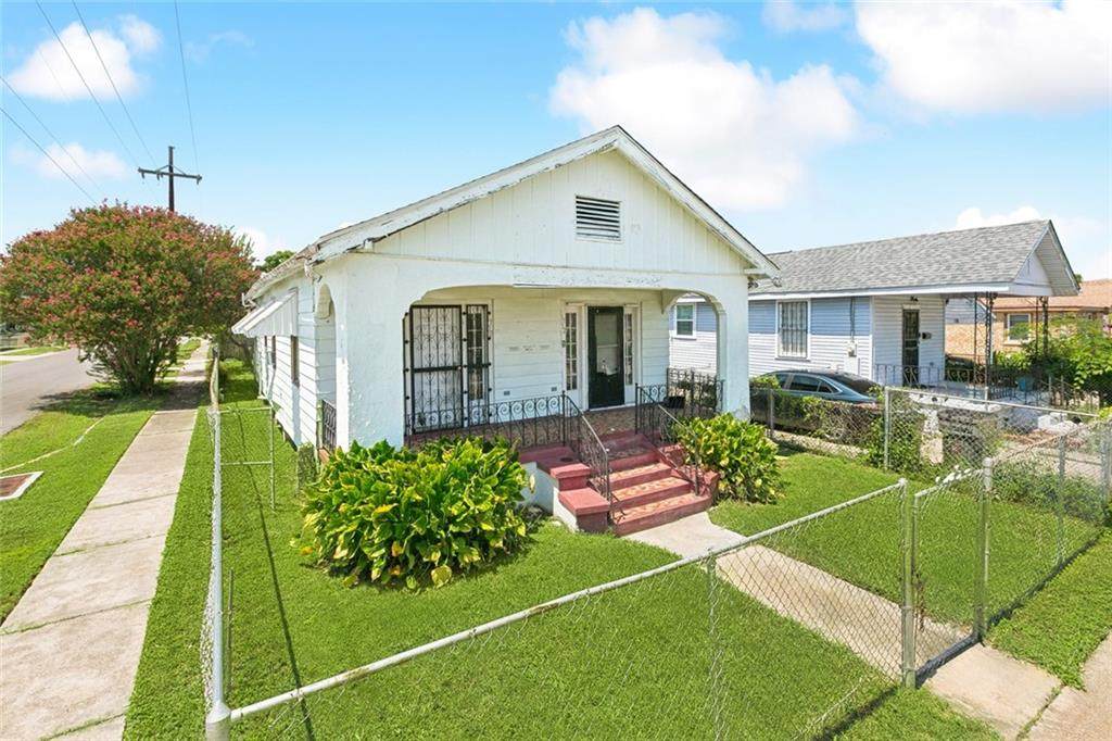 1700 Piety Street - Photo 1