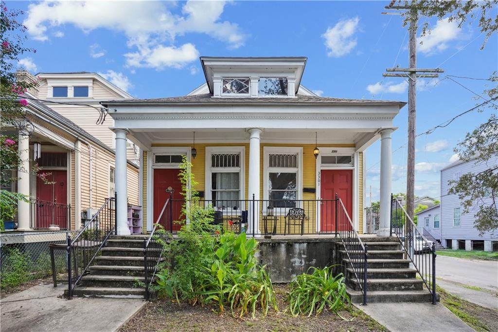 3301 Banks Street - Photo 1