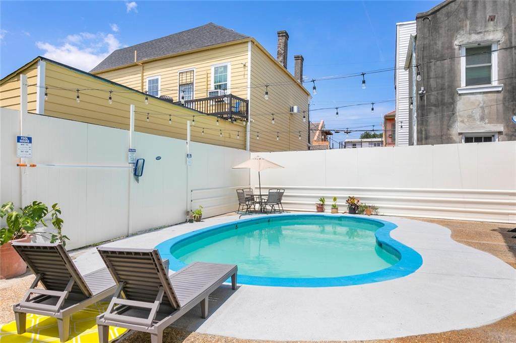 1332 Esplanade Street - Photo 1