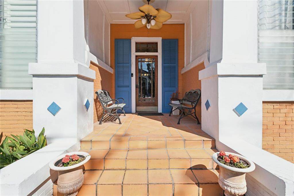 2019 Camp Street - Photo 1