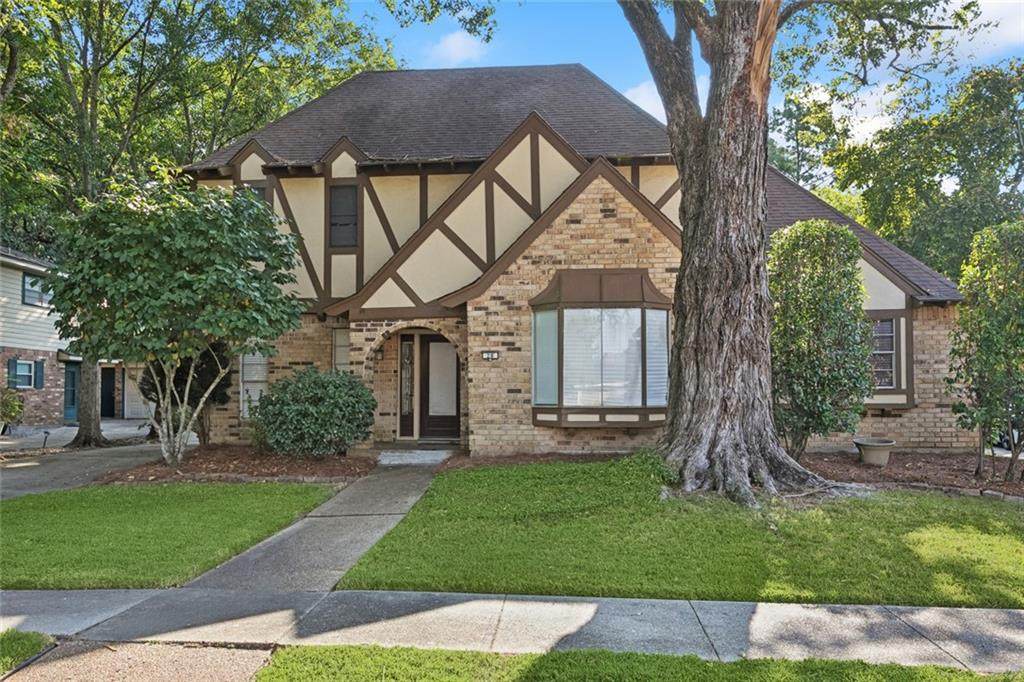 28 Grand Canyon Drive - Photo 1