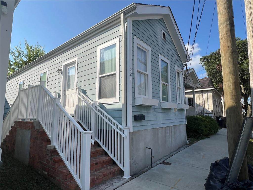 221 Millaudon Street - Photo 1