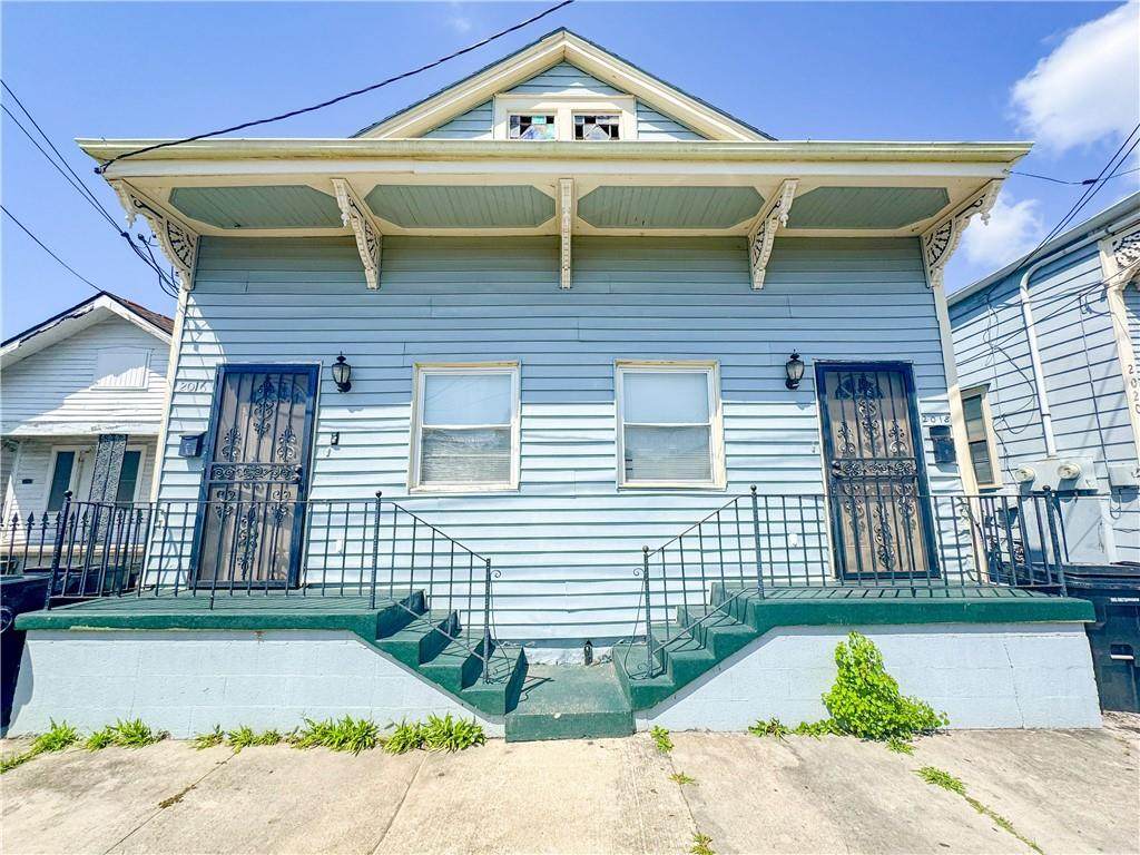 2016-18 Spain Street - Photo 1