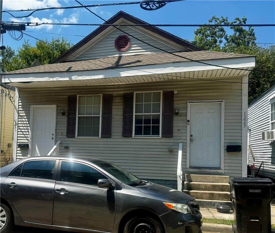 1223 25 Clark Street - Photo 1