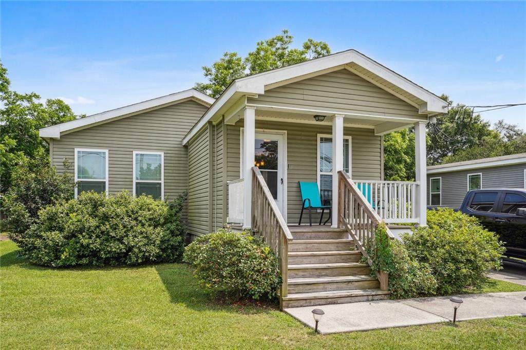 117 Planters Canal Road - Photo 1