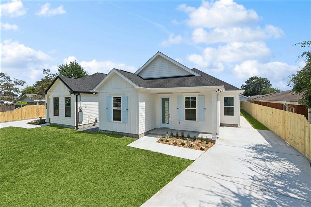 1121 Avenue A Avenue - Photo 1