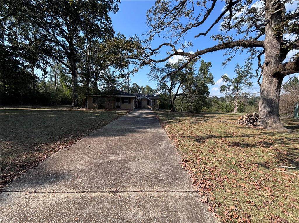 12519 North Avenue - Photo 1