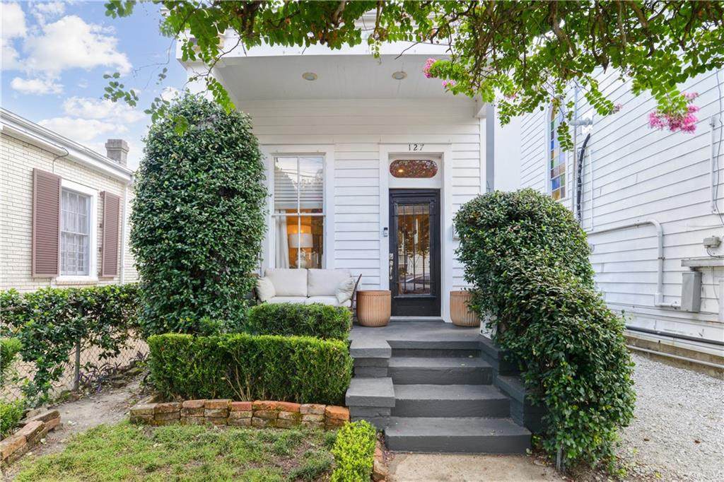 127 Alvin Callender Street - Photo 1