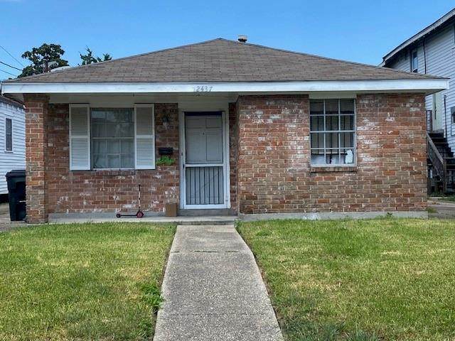 2437-39 Jasmine Street - Photo 1