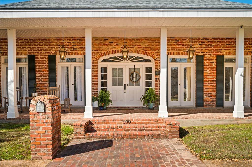 500 Wycliffe Way - Photo 1