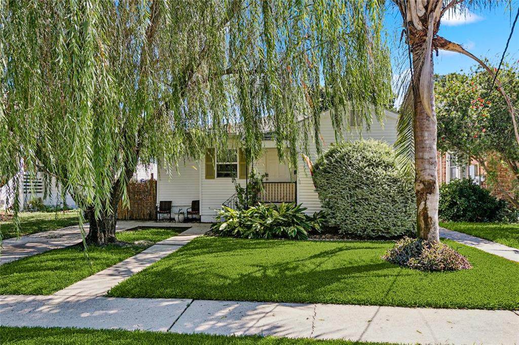 5549 51 Vermillion Boulevard - Photo 1