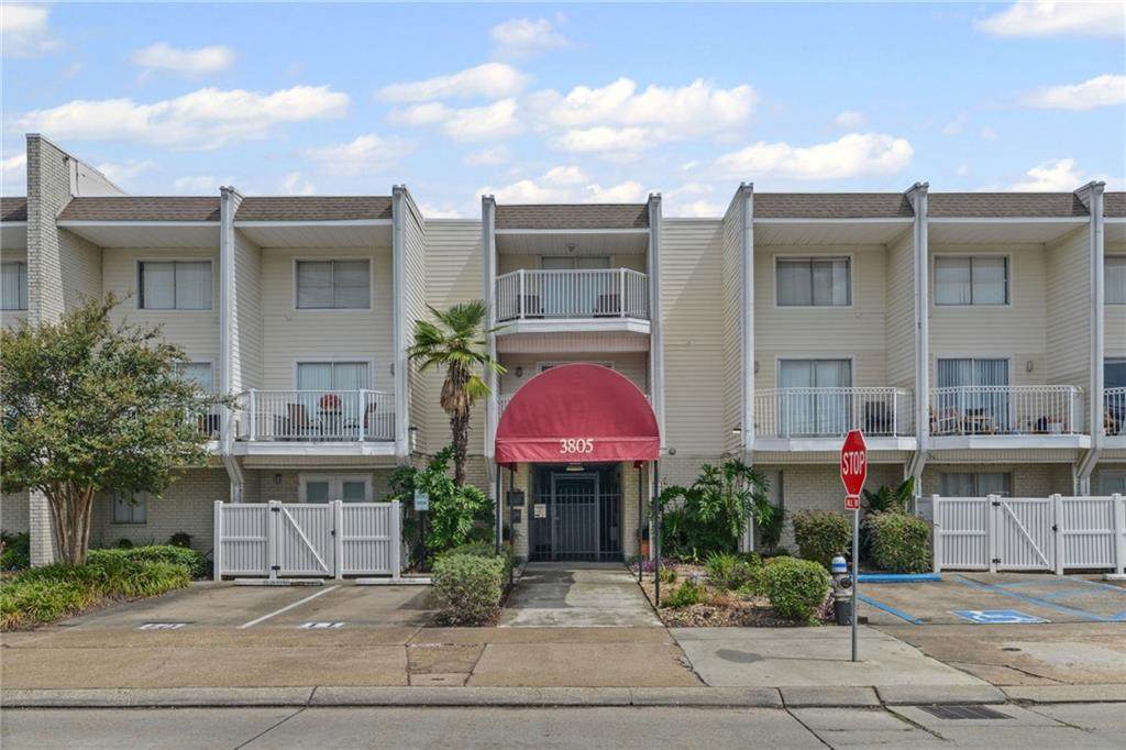 3805 Houma Boulevard - Photo 1