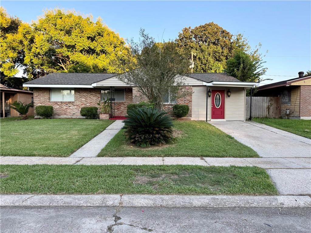 3200 Lancaster Street - Photo 1