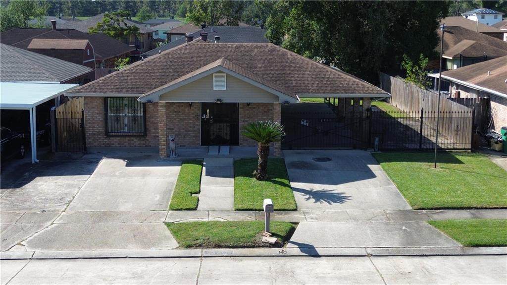 1736 Wellington Drive - Photo 1