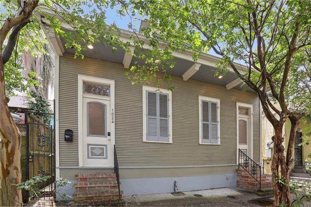1026 Robertson Street - Photo 1