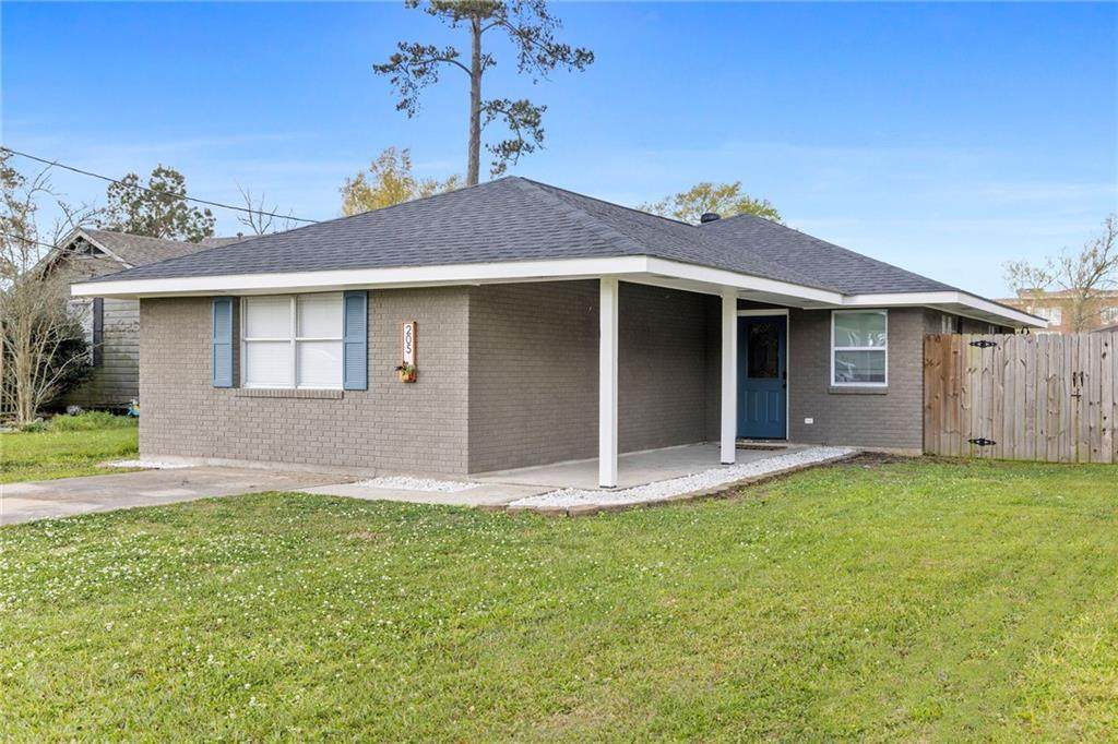 205 2ND Street - Photo 1