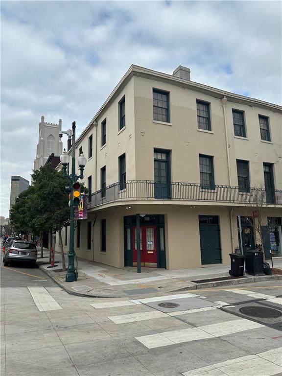 541 Julia Street - Photo 1