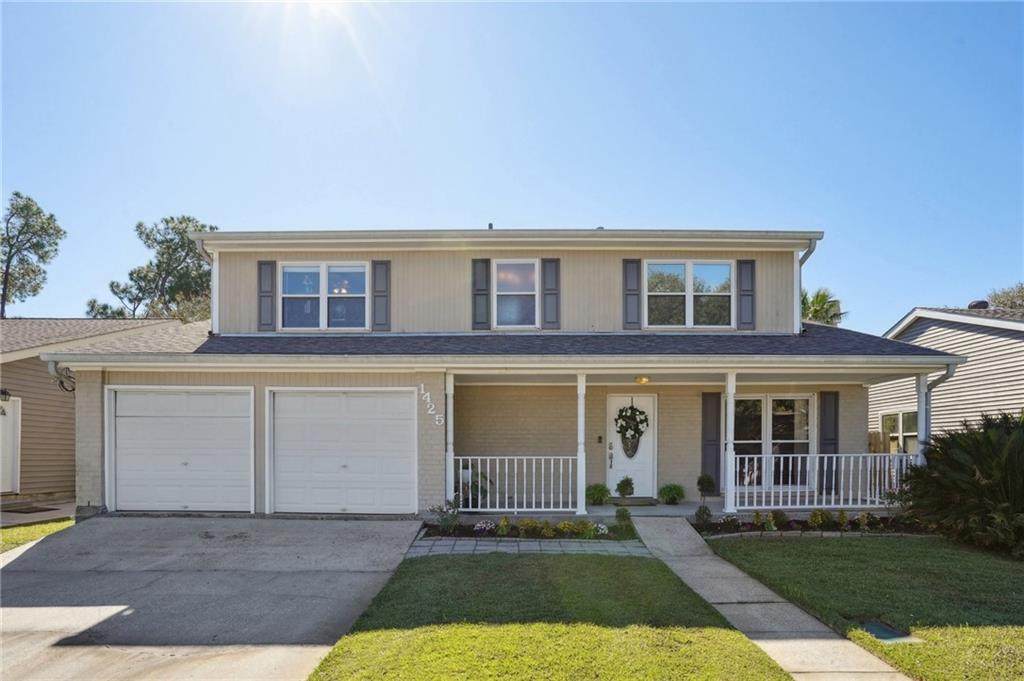 1425 Drake Lane - Photo 1